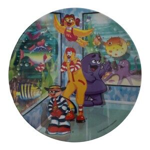 2004 McDonald's Collectible Aquarium Plastic Plate Ronald McDonald Birdie 9.5"